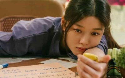 20th Century Girl, a new heartwarming Korean drama on Netflix