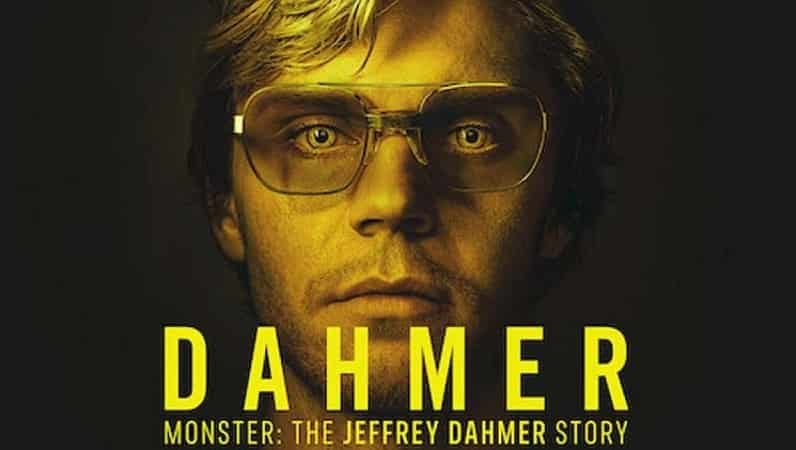 cover netflix Dahmer-Monster: The Jeffrey Dahmer Story, close up of Evan Peters face, wearing glasses