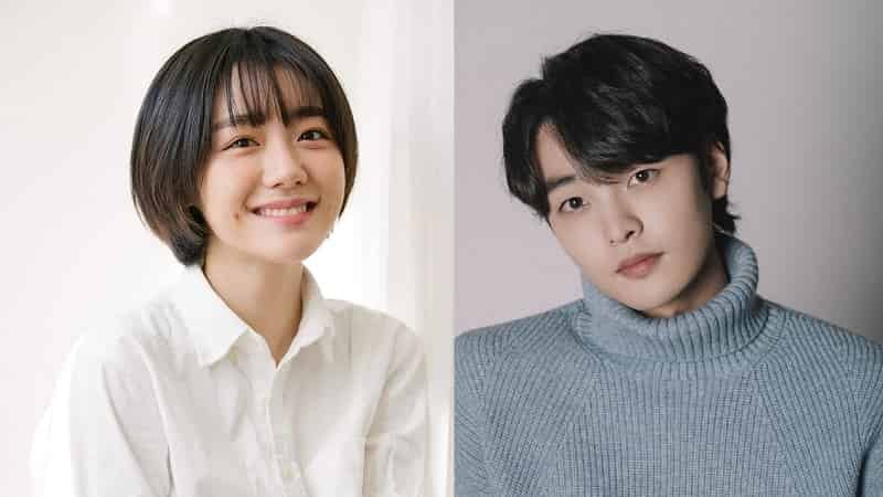 on left So Ju Yeon wearing a white shirt with bob black haircut and on right Kim Min Jae wearing a blue-grey sweater with dark short hair dr. romantic season 3