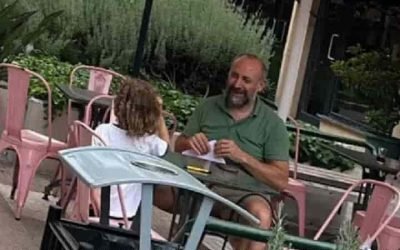 Bergüzar Korel in Kanlı Yayın & Halit Ergenç as Super Dad