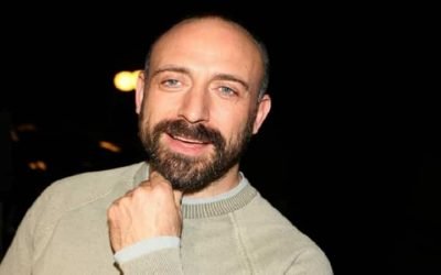 Halit Ergenç stars in New Netflix Series ‘‘Adsız Aşıklar‘’