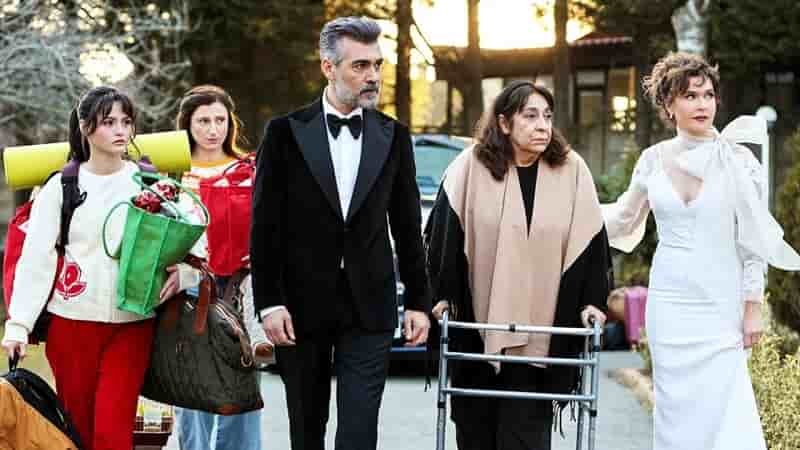 new Turkish drama dizi series Yandaki Oda (2024) on Star TV featuring leading its actors Şevval Sam, Caner Cindoruk, Nazan Kesal, Onur Seyit Yaran, Derya Pınar Ak,